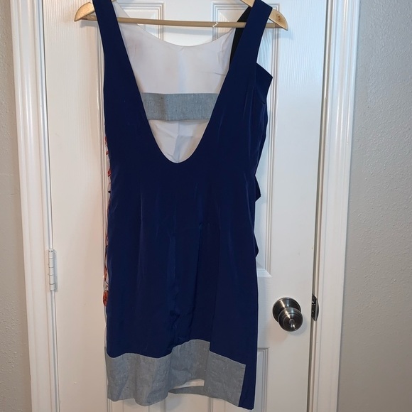 Sachin & Babi Orange Floral Print Ruffled Sleeveless Deep Back Dress Size 2 - Picture 5 of 6